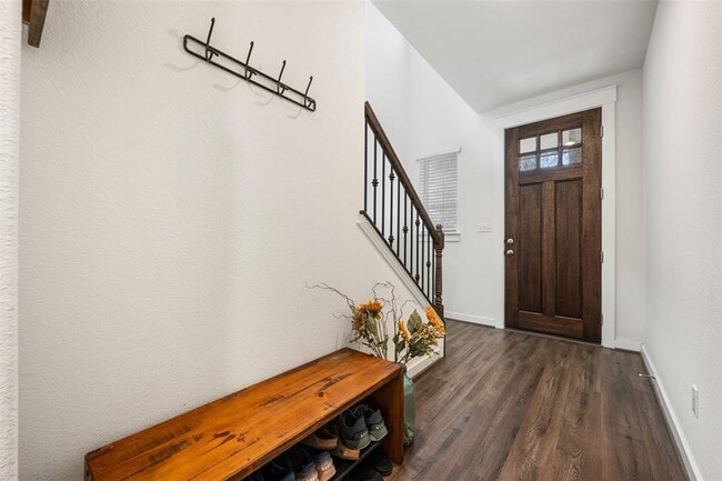 Building Photo - 8204 Prairie Rye Dr