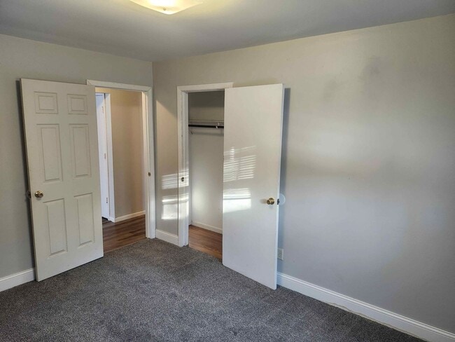 Building Photo - 3204 Runway Ave