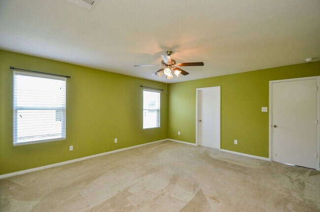Building Photo - 12506 Greencanyon Dr