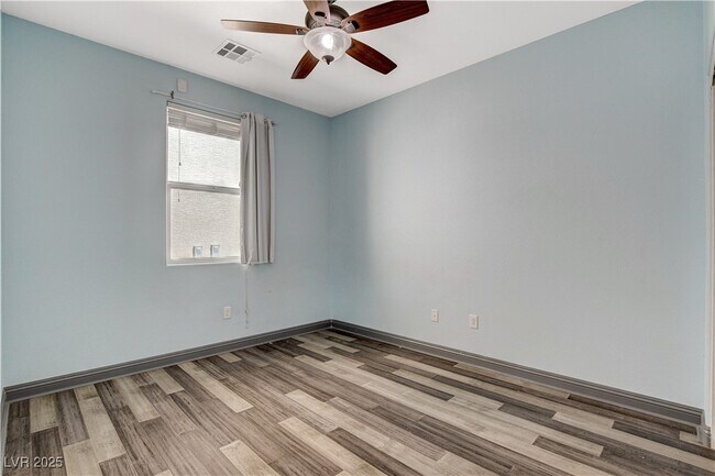 Building Photo - 2104 LeatherBridge Ct