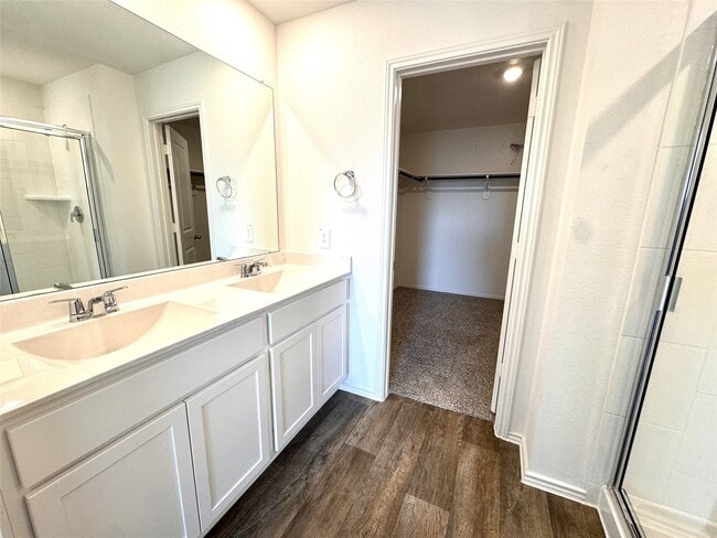 Building Photo - 30407 Carter Cv