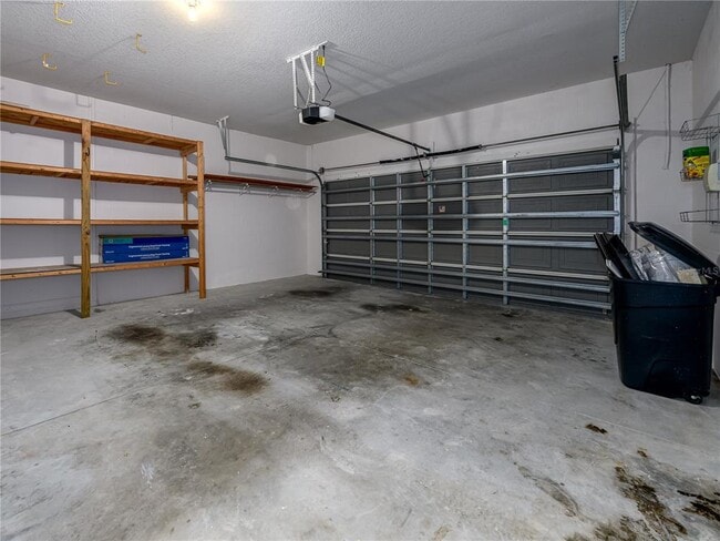 Building Photo - 26918 Stillbrook Dr