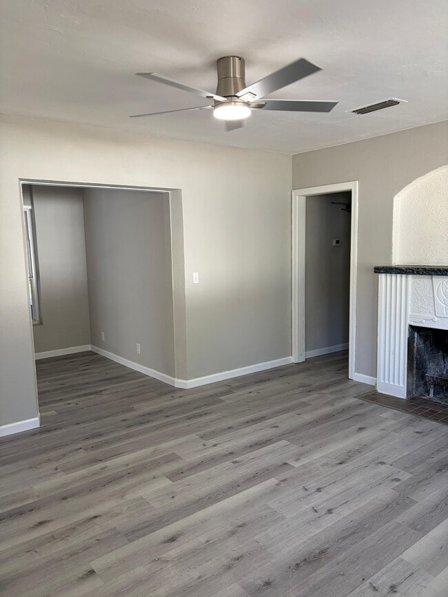 Building Photo - 4664 Blount Ave