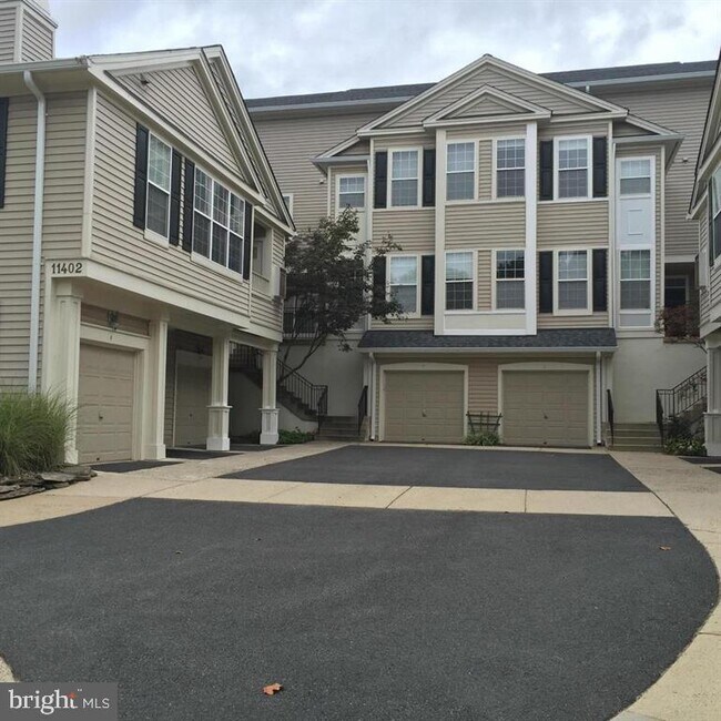 Building Photo - 11402 Gate Hill Pl