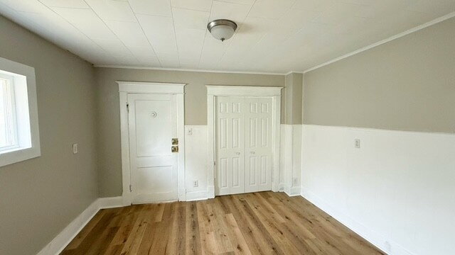 Building Photo - BATES HENDRICKS/GARFIELD PARK - 4 BR BEAUTIFULLY RENOVATED AVAILABLE NOW!