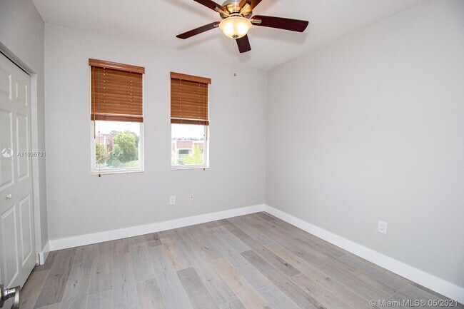 Building Photo - 9021 SW 94th St