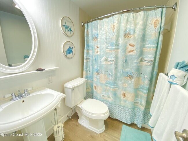 Building Photo - Satellite Beach Condo - Available on July 1st!