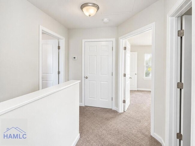 Building Photo - 227 Rendell Ln
