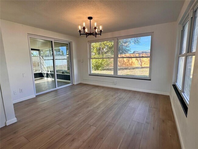 Building Photo - 7521 Bougenville Dr
