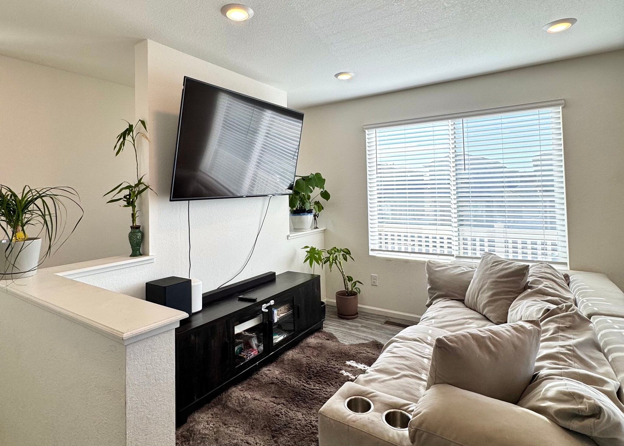 Building Photo - 18261 E 51st Ave