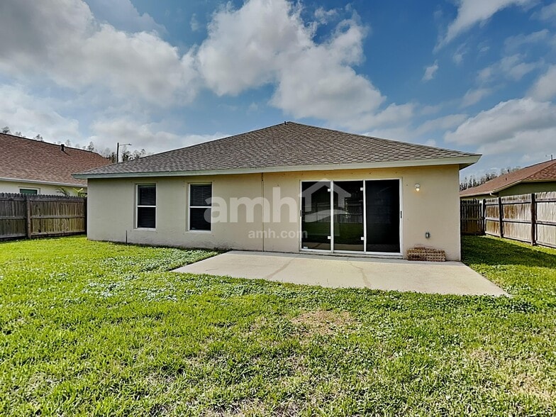 Building Photo - 30839 St Vincent Ct