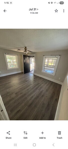 Building Photo - 904 N McKay Ave