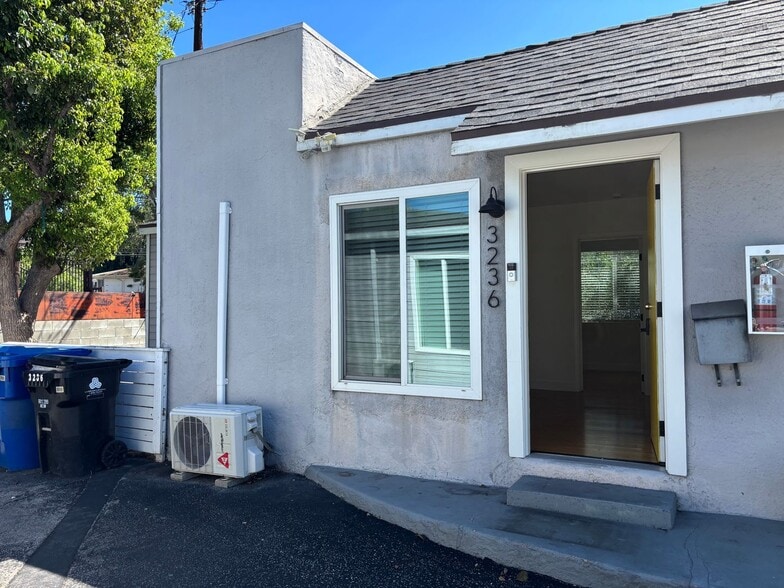 Building Photo - 3232 Verdugo Rd
