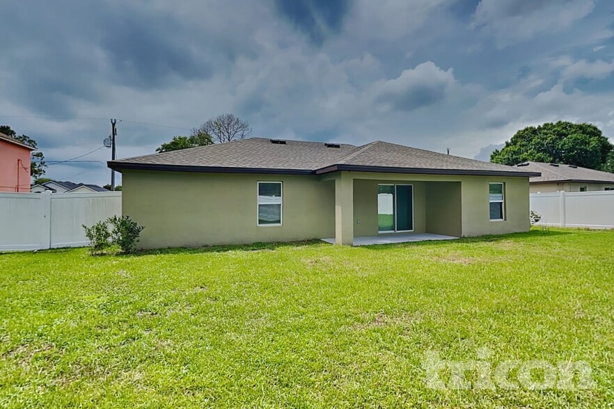 Building Photo - 57 Pilgrim Dr