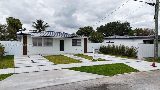 Building Photo - 3536 NW 14th Terrace