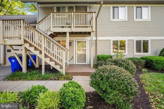 Building Photo - 10264 Redtail Ct