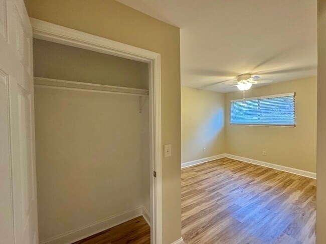 Building Photo - First Floor renovated two-bedroom, one-bath apartment in downtown Morganton