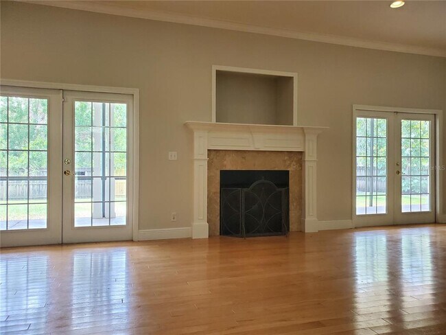 Building Photo - 2121 Fairfield Ave