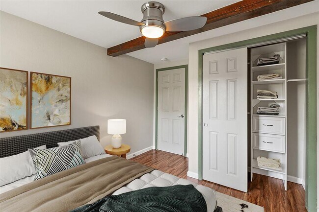 Building Photo - 4301 Stearn's Ln