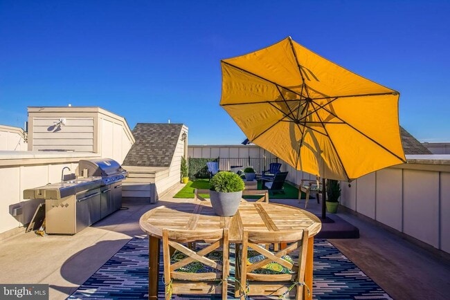 Building Photo - 1904 Vermont Ave NW