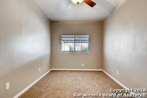 Building Photo - 405 Quentin Dr