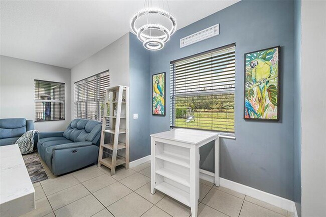 Building Photo - 15406 Goldfinch Cir