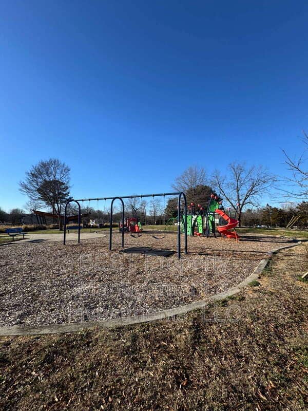 Building Photo - 1305 Norris Ave