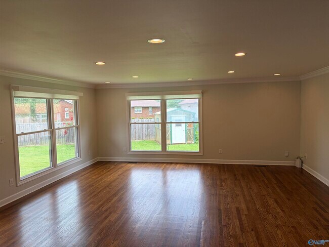 Building Photo - 304 Bellingrath Dr SW