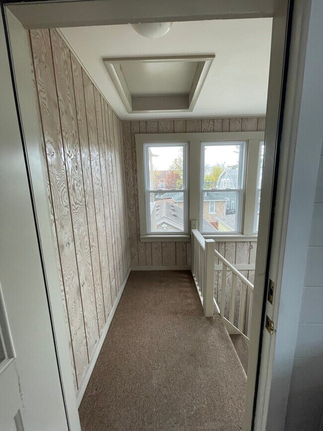 Exit back stair - 5434 N Lotus Ave