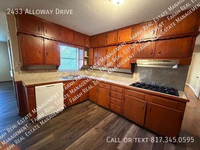 Building Photo - 2433 Alloway Dr