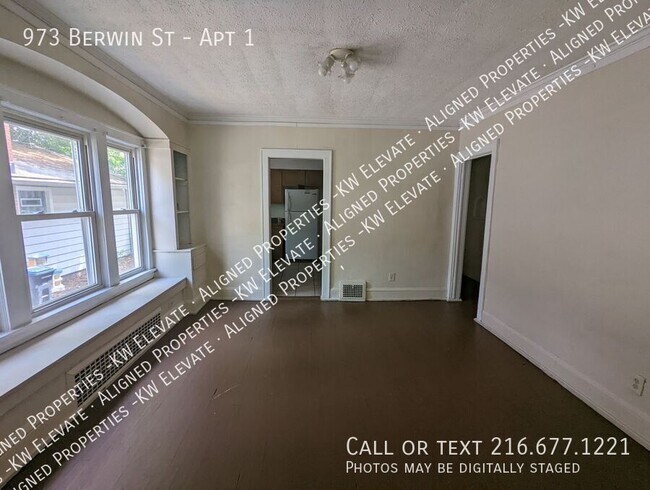 Building Photo - 973 Berwin St