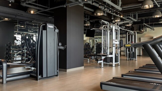 Building Photo - 2480-2522 N Milwaukee Ave