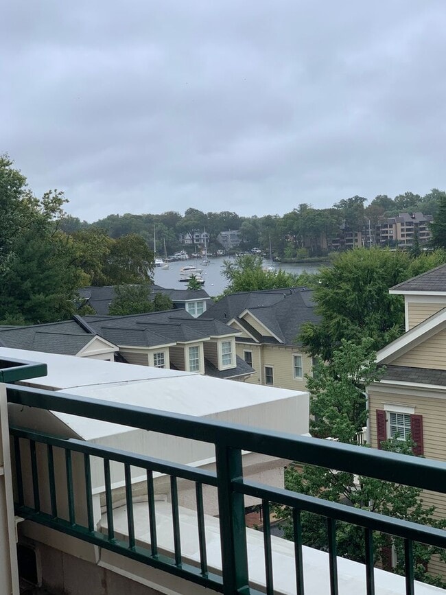 Building Photo - Actons Landing Condo