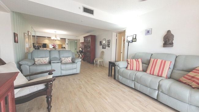 Building Photo - 1401 Tidal Pointe Blvd