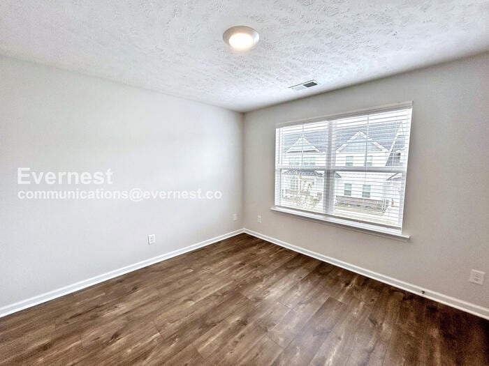 Building Photo - 211 Ansley Wy