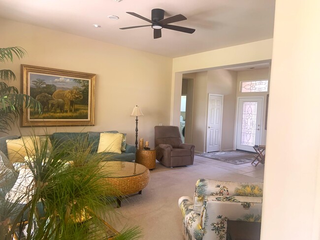 Building Photo - 78337 Gray Hawk Dr