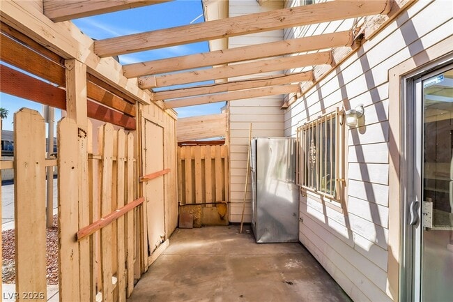 Building Photo - 4770 S Topaz St