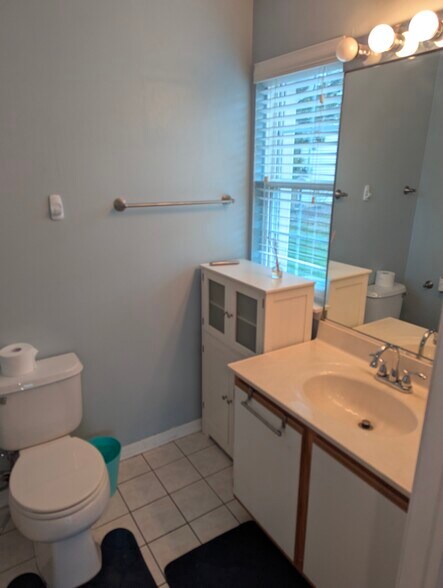 Building Photo - 335 Buckingham Cir