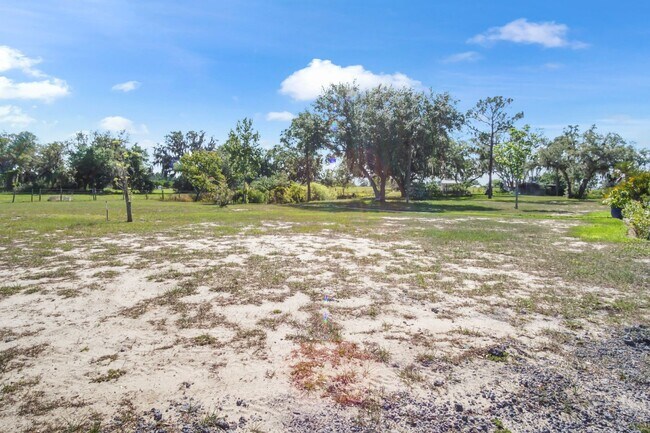 Building Photo - Ranch on 6 Acres