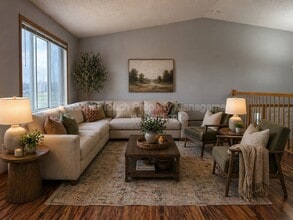 Building Photo - 1143 39th Ave S