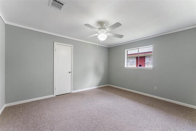 Building Photo - 29410 Sedgefield St