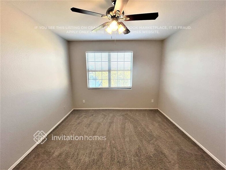 Building Photo - 15923 W Tohono Dr