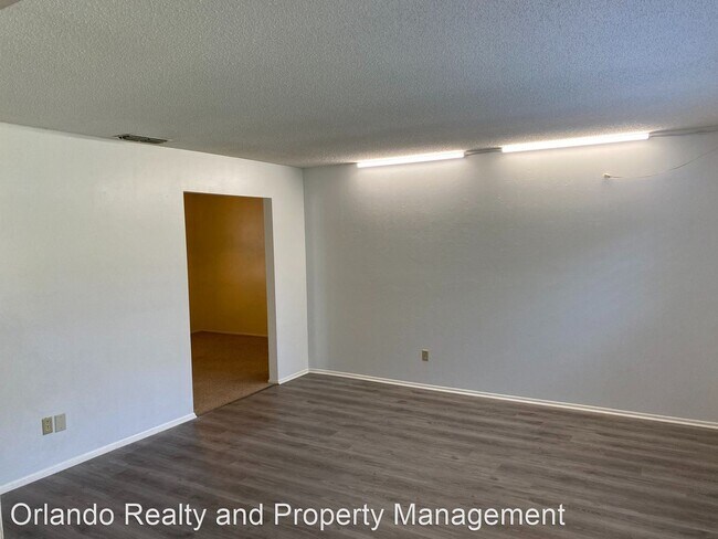 Building Photo - 3 br, 2 bath House - 10432 Westley Way.