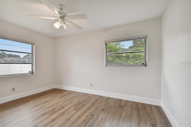 Building Photo - 2111 Lanai Ave