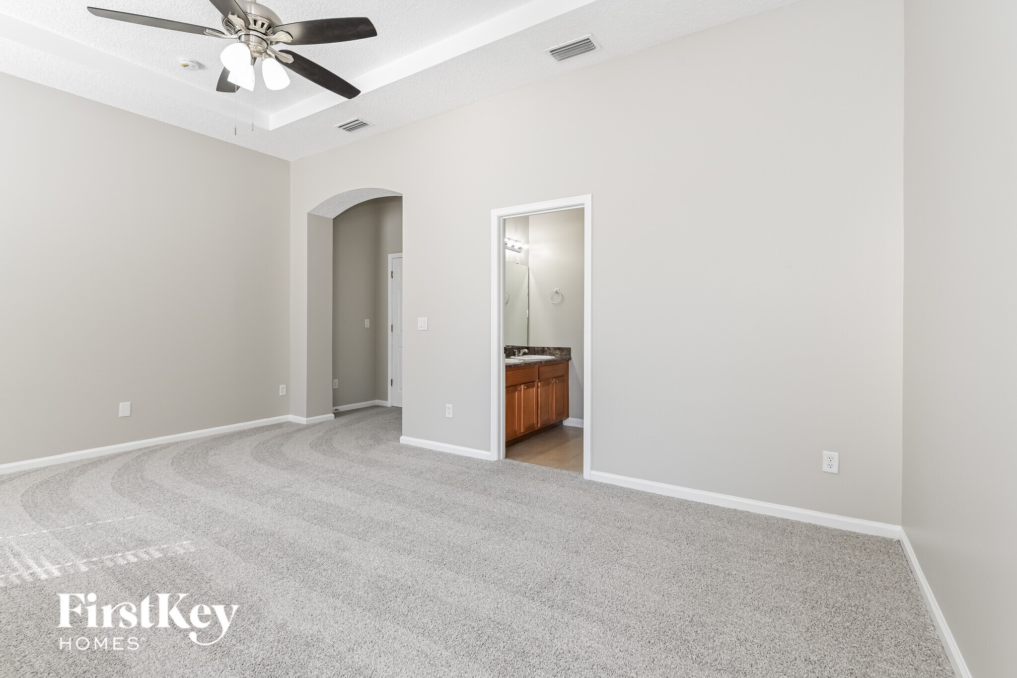 Building Photo - 5184 Johnson Lake Ct