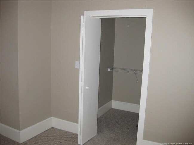 Building Photo - 1511 Fort Bragg Rd