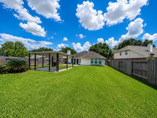 Building Photo - 20410 Nelva Park Ct