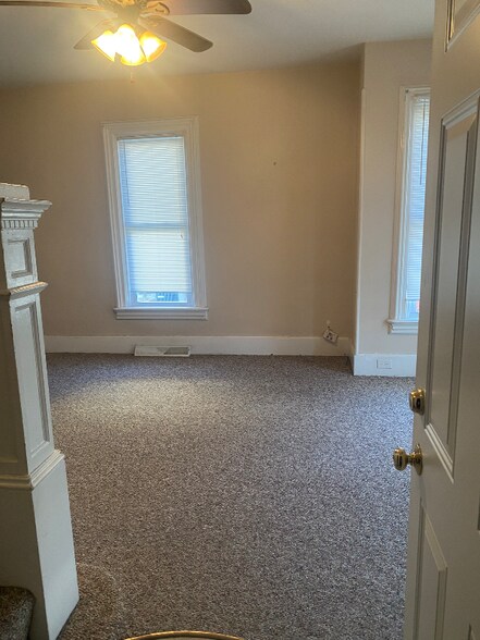 Primary Photo - 1207 Garrison St