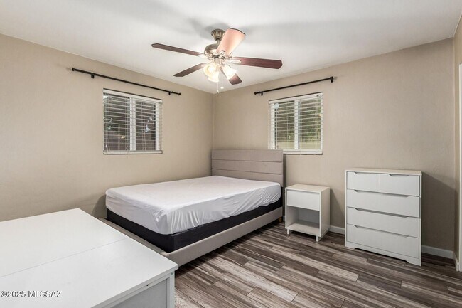 Building Photo - Charming 3bed/2 bath home located in the heart of Tucson, just minutes from the University of Ari...