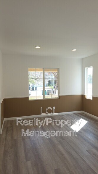 Building Photo - 6179 Cedar Creek Rd